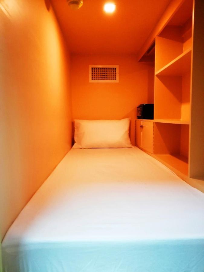 Subic Bay Hostel โอลองกาโป ภายนอก รูปภาพ