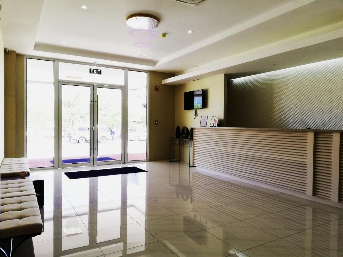 Subic Bay Hostel โอลองกาโป ภายนอก รูปภาพ