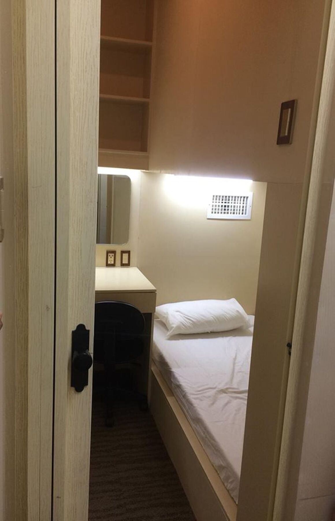 Subic Bay Hostel โอลองกาโป ภายนอก รูปภาพ