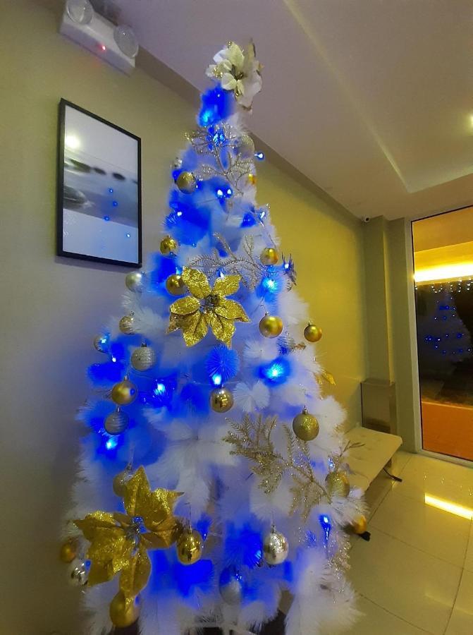 Subic Bay Hostel โอลองกาโป ภายนอก รูปภาพ